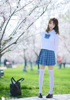 金瓶少女