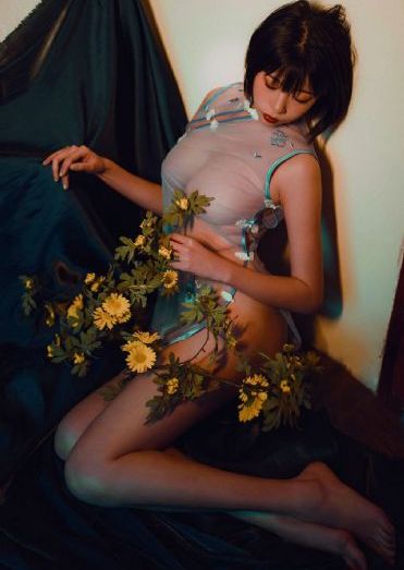 善良的女邻居3